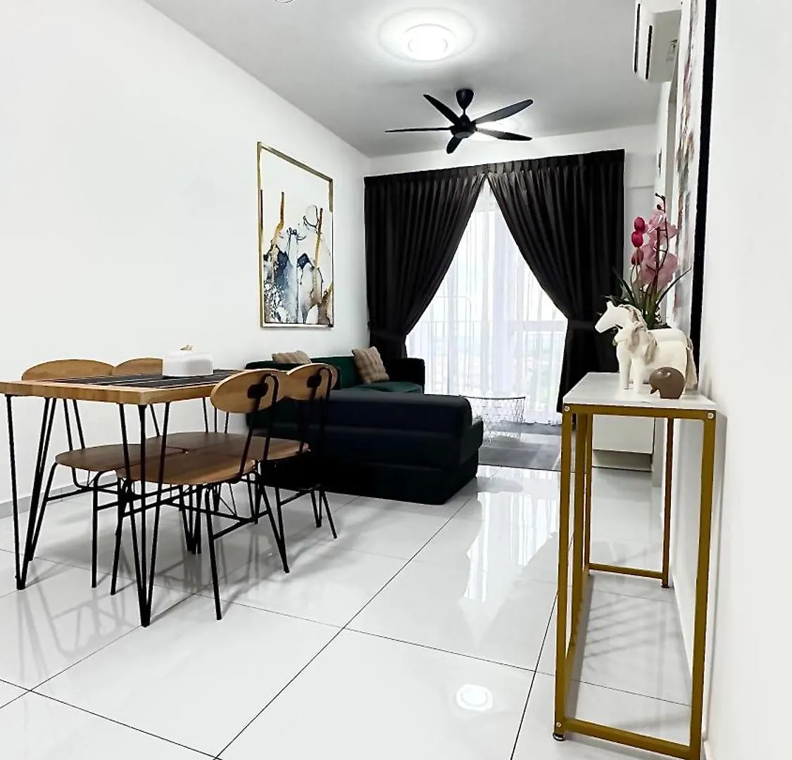 Sky Trees Bukit Indah Aeon 2Bed 5Pax Netflix Aircond Lejlighed Johor Bahru 0*,