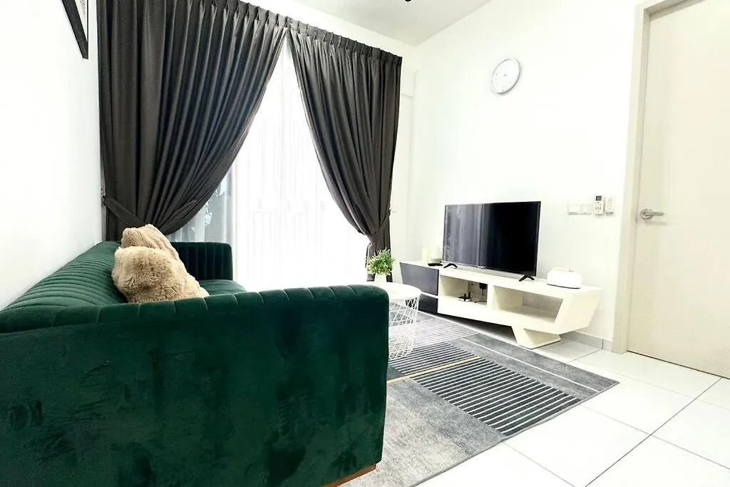 Sky Trees Bukit Indah Aeon 2Bed 5Pax Netflix Disney 조호르 바루 말레이시아