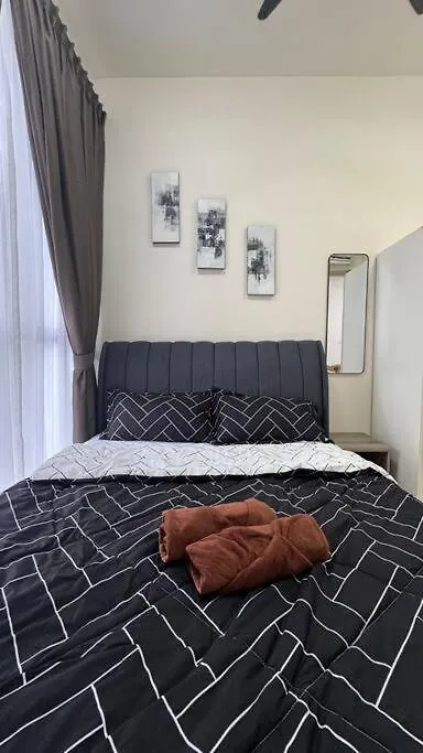아파트 Sky Trees Bukit Indah Aeon 2Bed 5Pax Netflix Disney 조호르 바루 말레이시아