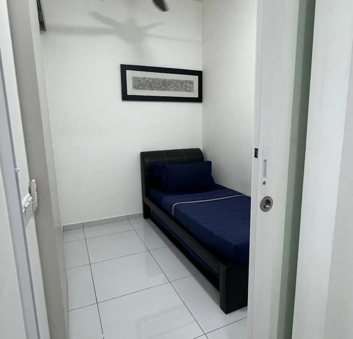 Sky Trees Bukit Indah Aeon 2Bed 5Pax Netflix Disney 조호르 바루 아파트