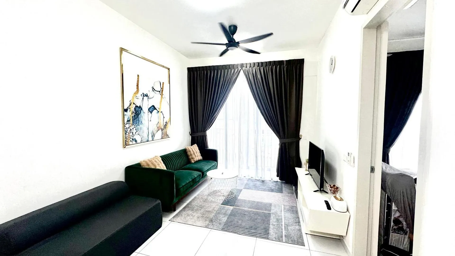 Apartment Ferienwohnung Sky Trees Bukit Indah Aeon 2Bed 5Pax Netflix Aircond Johor Bahru Ma­lay­sia